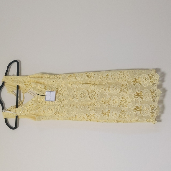 Premier Amour Sleeveless Lace Sheath Dress - Picture 3 of 6